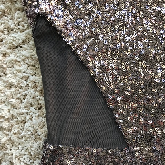 Bebe Dress - Picture 4 of 7